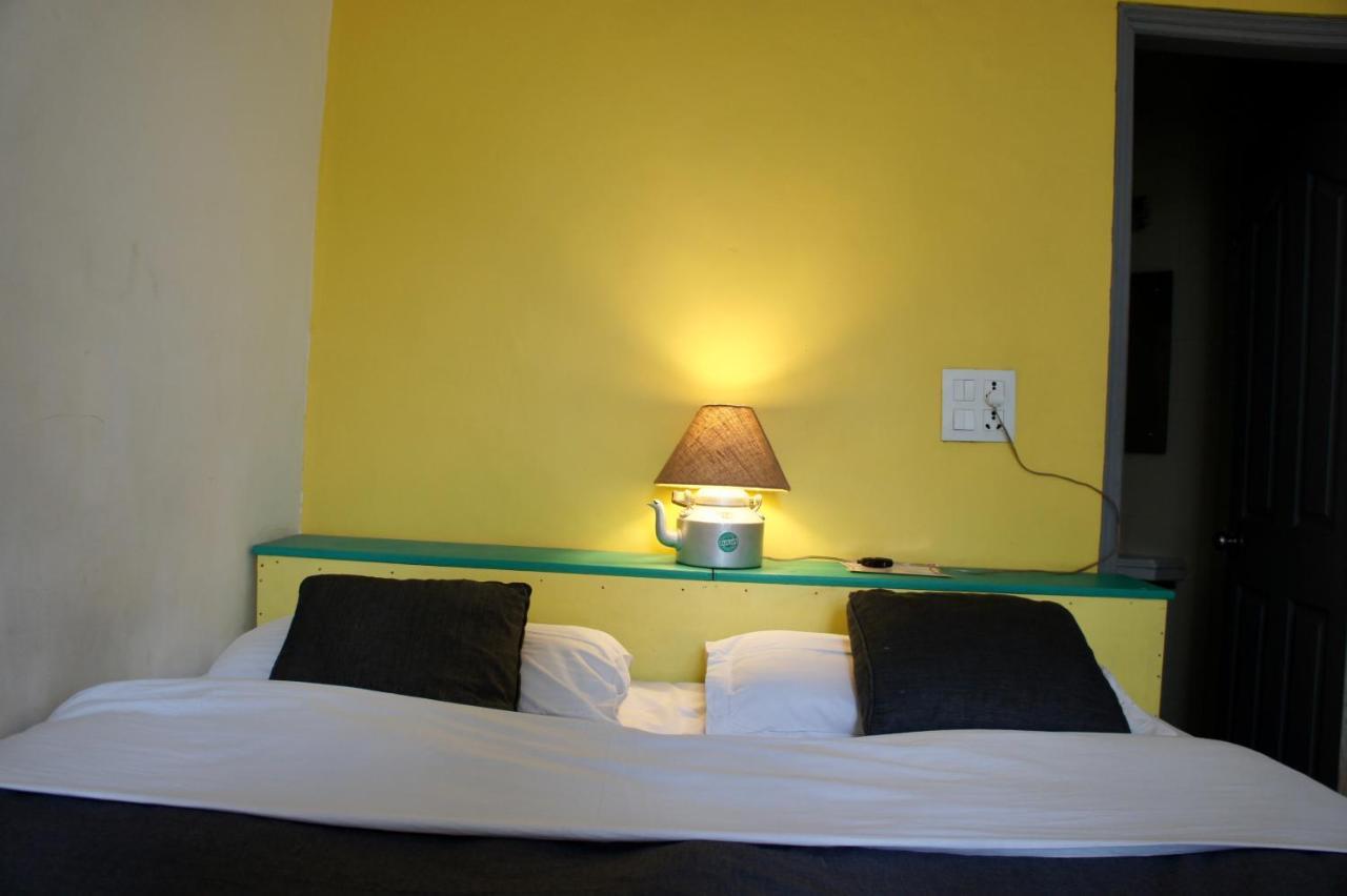 Bed And Chai - Boutique Stay & Tours Ню Делхи Екстериор снимка