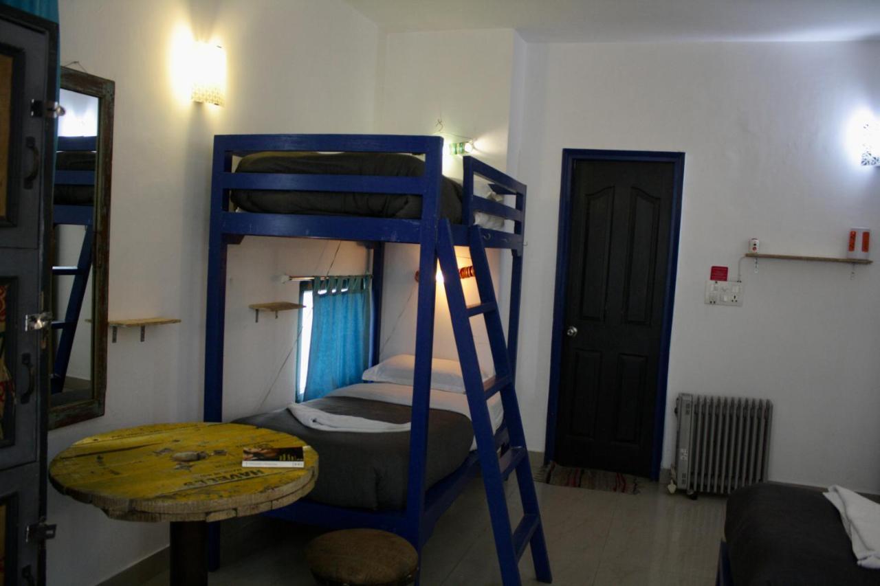 Bed And Chai - Boutique Stay & Tours Ню Делхи Екстериор снимка